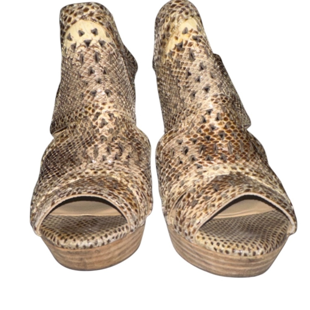 BCBGMAXAZRIA Galinac Python Peep Toe Mules/Slides Heels Platforms Pumps - Size 8 - Picture 6 of 11